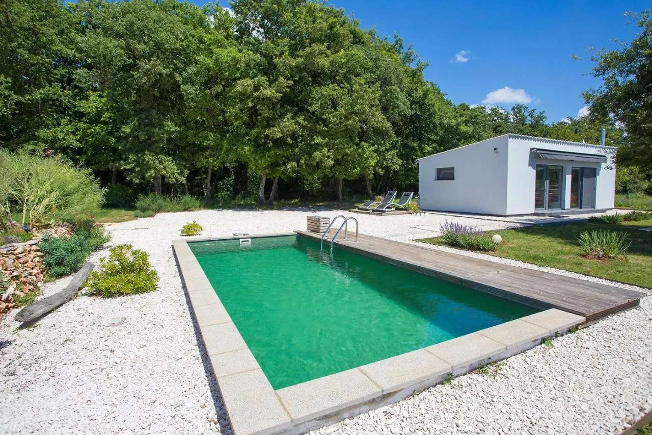 Cottage House Loborika With Pool